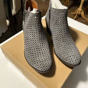 New Lucky Brand LP-Bayley bootie